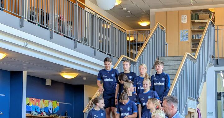 Die Stubai Fußballmädchen waren bei uns zu Besuch